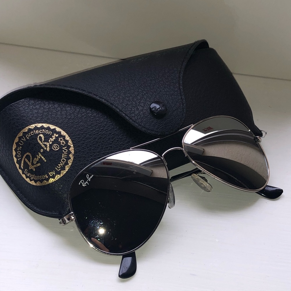 Ray-Ban Aviators 100% Authentic Silver Mirror Lens
